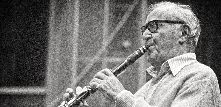 Benny Goodman playing his Clarinet