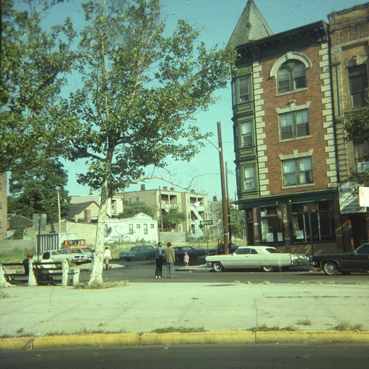 Avenues of Newark: Memories of the Central Ward mobile image